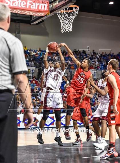 Thumbnail 2 in East Poinsett County vs. Earle (AAA 2A Final) photogallery.