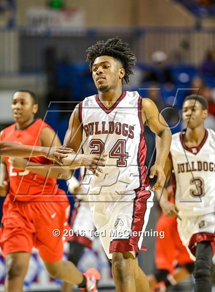 Thumbnail 1 in East Poinsett County vs. Earle (AAA 2A Final) photogallery.