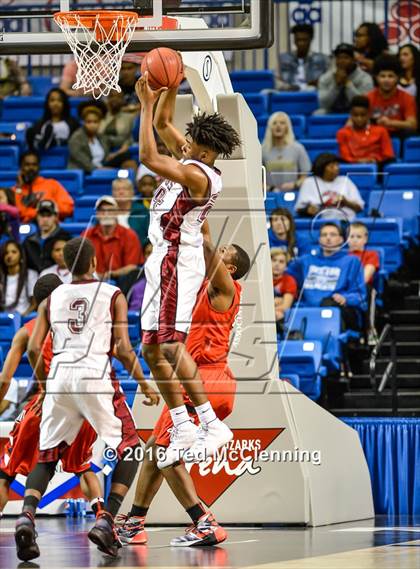 Thumbnail 2 in East Poinsett County vs. Earle (AAA 2A Final) photogallery.