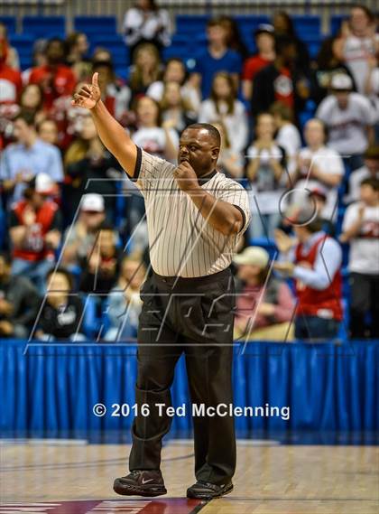Thumbnail 2 in East Poinsett County vs. Earle (AAA 2A Final) photogallery.