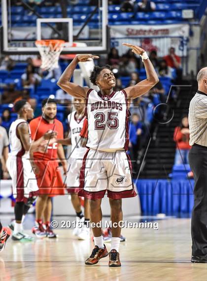 Thumbnail 1 in East Poinsett County vs. Earle (AAA 2A Final) photogallery.