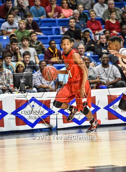 Thumbnail 2 in East Poinsett County vs. Earle (AAA 2A Final) photogallery.