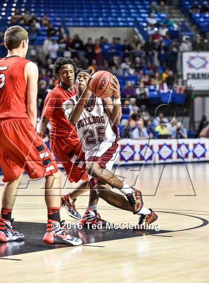 Thumbnail 2 in East Poinsett County vs. Earle (AAA 2A Final) photogallery.