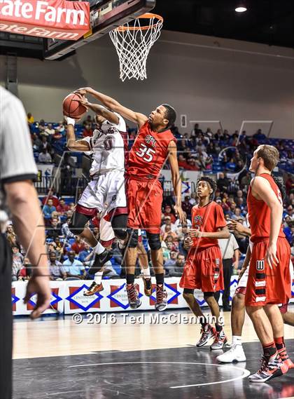 Thumbnail 3 in East Poinsett County vs. Earle (AAA 2A Final) photogallery.