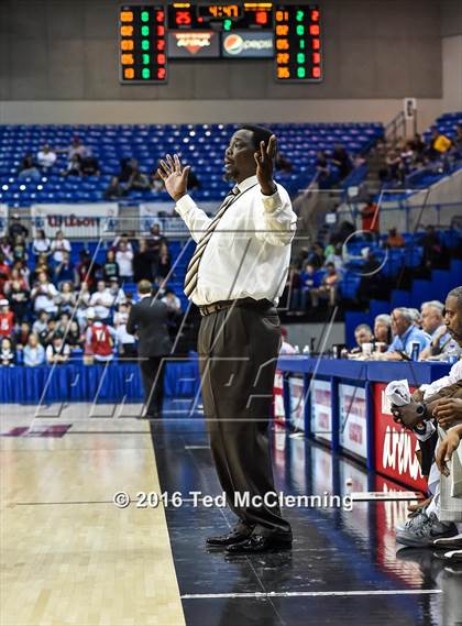 Thumbnail 1 in East Poinsett County vs. Earle (AAA 2A Final) photogallery.