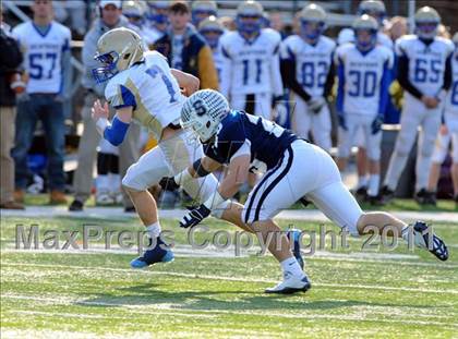 Thumbnail 1 in Newtown vs. Staples (CIAC Class LL Semifinal) photogallery.