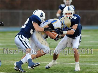 Thumbnail 2 in Newtown vs. Staples (CIAC Class LL Semifinal) photogallery.