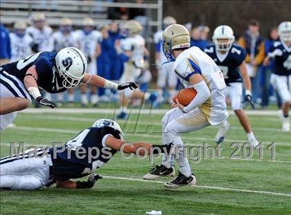 Thumbnail 1 in Newtown vs. Staples (CIAC Class LL Semifinal) photogallery.