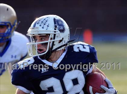 Thumbnail 3 in Newtown vs. Staples (CIAC Class LL Semifinal) photogallery.