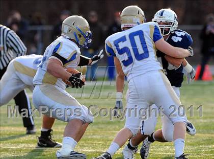 Thumbnail 3 in Newtown vs. Staples (CIAC Class LL Semifinal) photogallery.