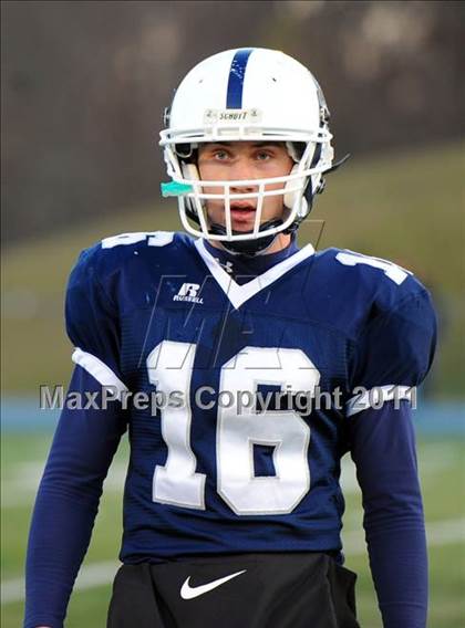 Thumbnail 1 in Newtown vs. Staples (CIAC Class LL Semifinal) photogallery.