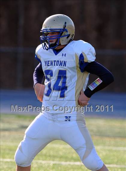 Thumbnail 1 in Newtown vs. Staples (CIAC Class LL Semifinal) photogallery.