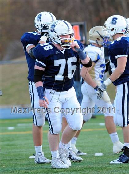 Thumbnail 3 in Newtown vs. Staples (CIAC Class LL Semifinal) photogallery.