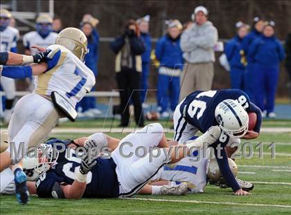 Thumbnail 1 in Newtown vs. Staples (CIAC Class LL Semifinal) photogallery.
