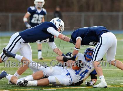 Thumbnail 1 in Newtown vs. Staples (CIAC Class LL Semifinal) photogallery.