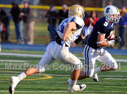 Thumbnail 2 in Newtown vs. Staples (CIAC Class LL Semifinal) photogallery.