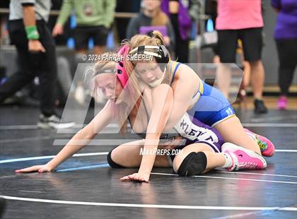 Thumbnail 3 in District 7 - 6A Tournament photogallery.