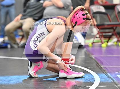 Thumbnail 3 in District 7 - 6A Tournament photogallery.