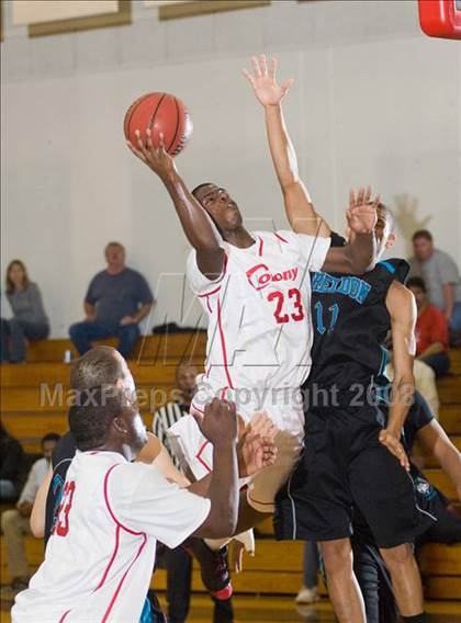 Thumbnail 3 in Sheldon vs Colony (Modesto Christian Hoops Classic) photogallery.