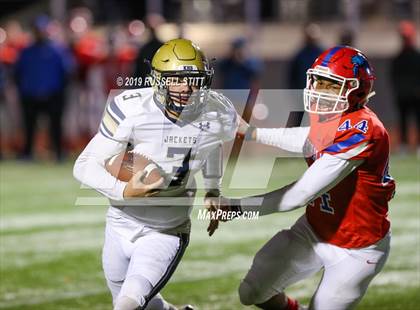 Thumbnail 2 in Kingfisher vs Marshall photogallery.