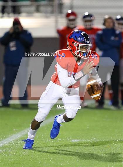 Thumbnail 1 in Kingfisher vs Marshall photogallery.