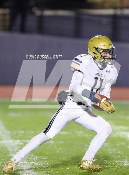 Thumbnail 3 in Kingfisher vs Marshall photogallery.