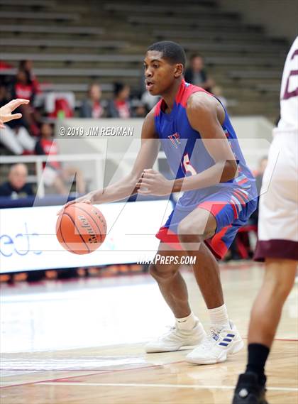 Thumbnail 1 in Deer Park vs. Pearce (McDonald's Texas Invitational) photogallery.