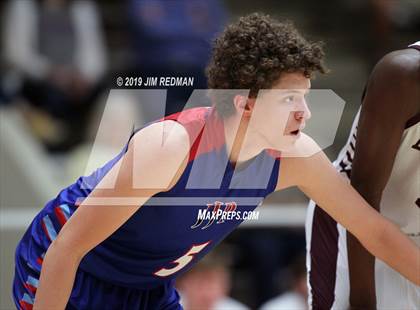 Thumbnail 2 in Deer Park vs. Pearce (McDonald's Texas Invitational) photogallery.