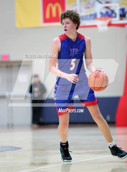 Thumbnail 3 in Deer Park vs. Pearce (McDonald's Texas Invitational) photogallery.