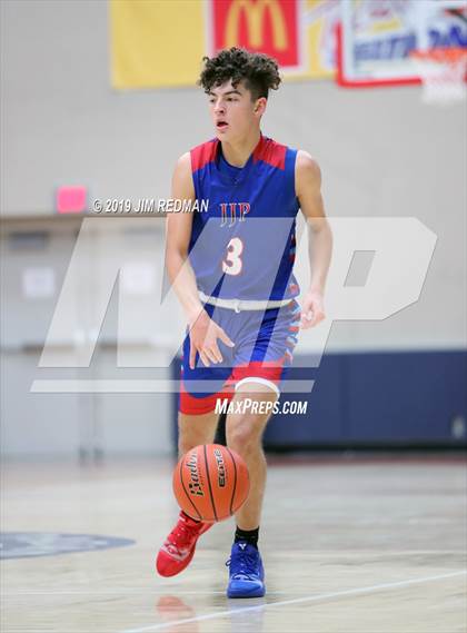 Thumbnail 2 in Deer Park vs. Pearce (McDonald's Texas Invitational) photogallery.