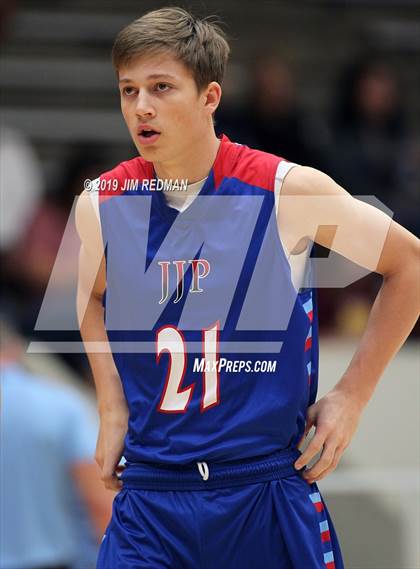 Thumbnail 1 in Deer Park vs. Pearce (McDonald's Texas Invitational) photogallery.