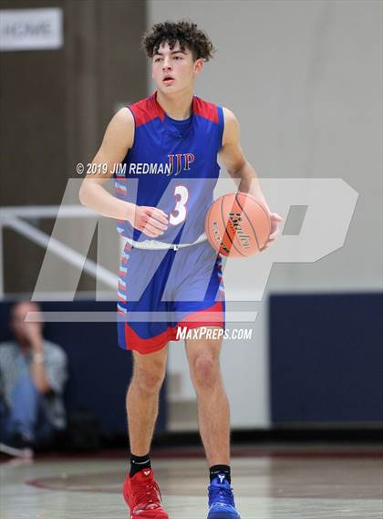 Thumbnail 3 in Deer Park vs. Pearce (McDonald's Texas Invitational) photogallery.