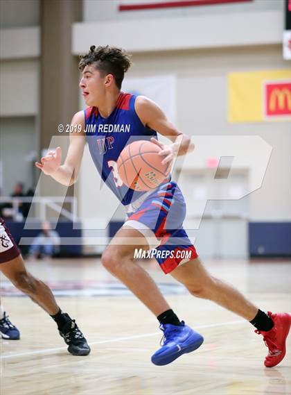 Thumbnail 2 in Deer Park vs. Pearce (McDonald's Texas Invitational) photogallery.