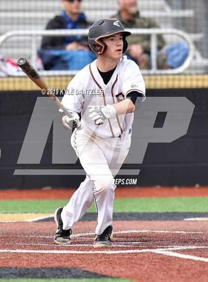 Thumbnail 1 in Holliday vs Burkburnett (Walker Stallcup Tournament) photogallery.