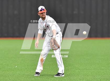 Thumbnail 1 in Holliday vs Burkburnett (Walker Stallcup Tournament) photogallery.