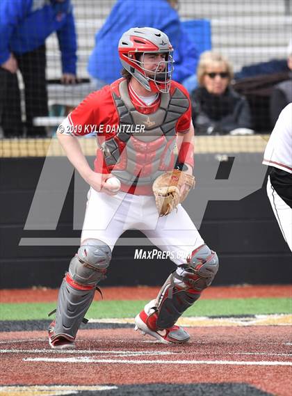 Thumbnail 1 in Holliday vs Burkburnett (Walker Stallcup Tournament) photogallery.