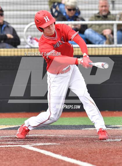 Thumbnail 2 in Holliday vs Burkburnett (Walker Stallcup Tournament) photogallery.