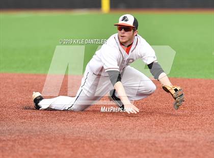 Thumbnail 3 in Holliday vs Burkburnett (Walker Stallcup Tournament) photogallery.