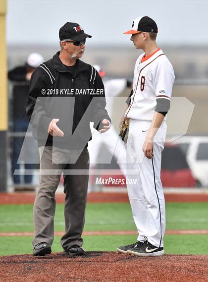 Thumbnail 3 in Holliday vs Burkburnett (Walker Stallcup Tournament) photogallery.