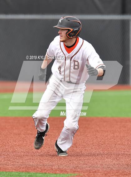 Thumbnail 1 in Holliday vs Burkburnett (Walker Stallcup Tournament) photogallery.