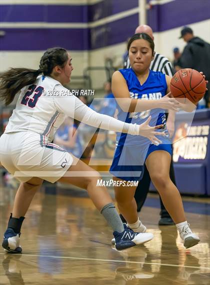 Thumbnail 3 in Orland vs. Central Valley photogallery.