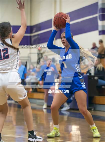Thumbnail 2 in Orland vs. Central Valley photogallery.