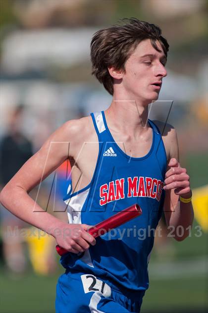 Thumbnail 3 in Ventura Invitational 4X1600M Relay photogallery.