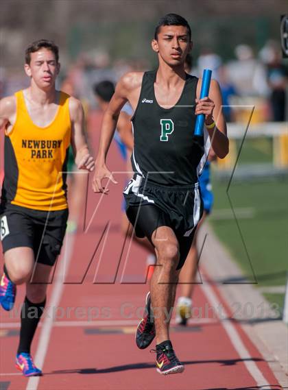 Thumbnail 1 in Ventura Invitational 4X1600M Relay photogallery.