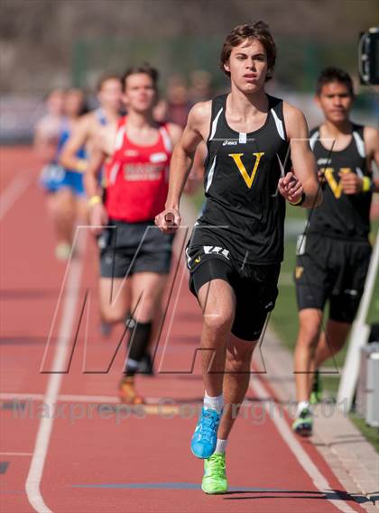 Thumbnail 2 in Ventura Invitational 4X1600M Relay photogallery.