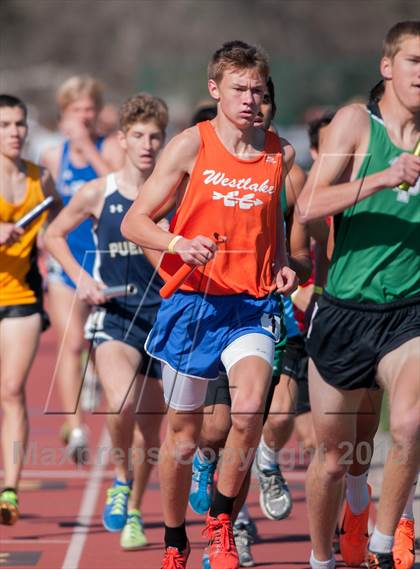Thumbnail 1 in Ventura Invitational 4X1600M Relay photogallery.