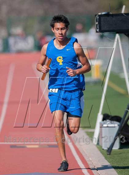 Thumbnail 3 in Ventura Invitational 4X1600M Relay photogallery.