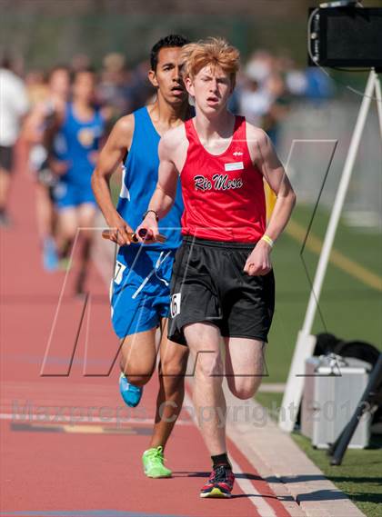 Thumbnail 2 in Ventura Invitational 4X1600M Relay photogallery.