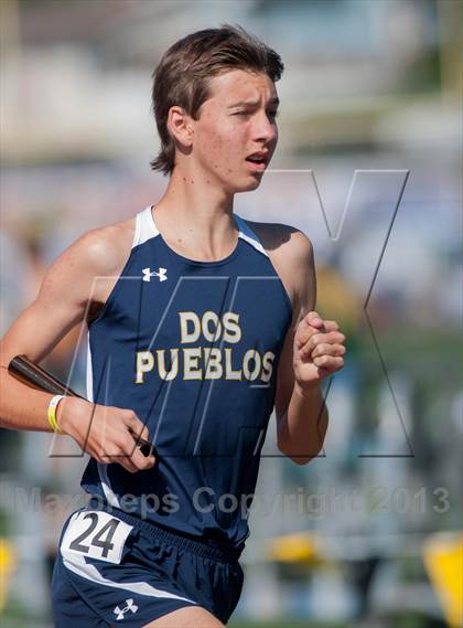Thumbnail 2 in Ventura Invitational 4X1600M Relay photogallery.