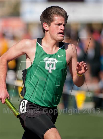 Thumbnail 2 in Ventura Invitational 4X1600M Relay photogallery.